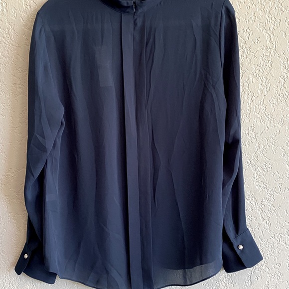 WHMB Keyhole blouse. NWT size large. Gorgeous beautiful blue-grey color. - Picture 3 of 8